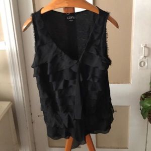 Sale ❤️❤️❤️Ann Taylor Large! Beautiful tank.